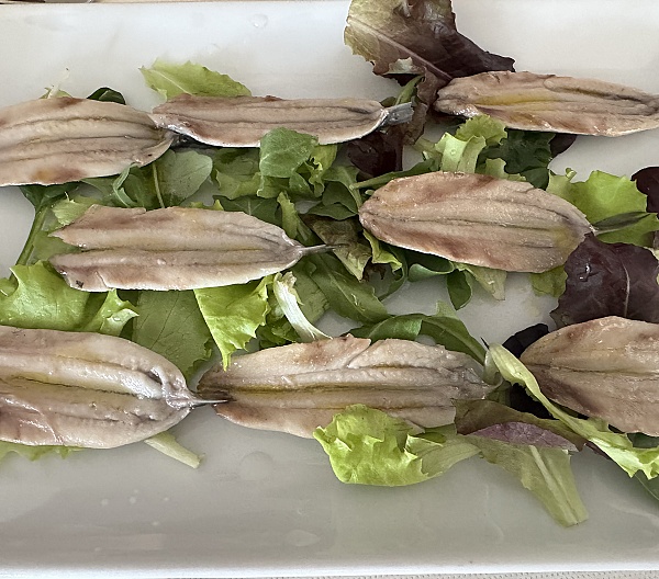 Acciughe marinate