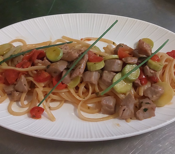 Linguine tonno e zucchine di albenga